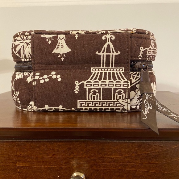 Vera Bradley Imperial Toile Travel Jewelry Box - Picture 4 of 9